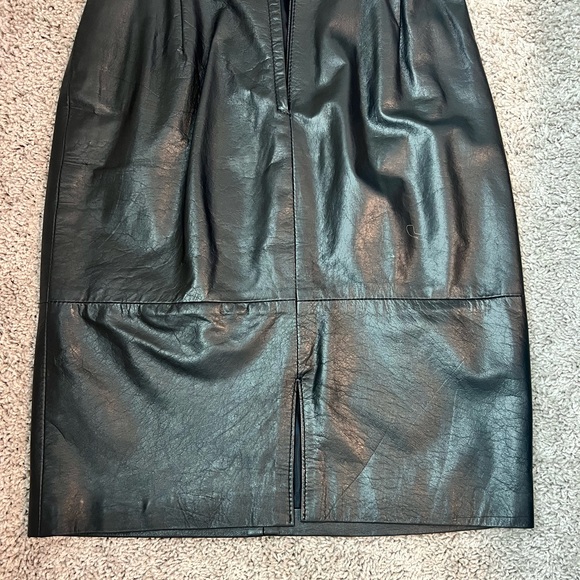 Genuine Vintage Leather Black Mini Skirt by COMINT size 5/6 - Picture 11 of 12